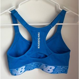 NWT New Balance Sports bra Womens Size L